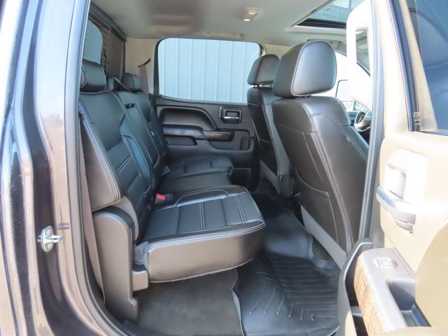 Used 2016 GMC Sierra 2500 Denali w/ Duramax Plus Package AWD/4WD image 28