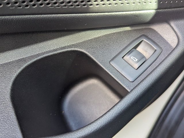 Used 2021 BMW 330i Sedan w/ Driving Assistance Package RWD image 15