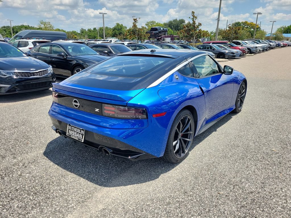 Certified 2024 Nissan Z Performance w/ Floor Mat Package RWD image 3