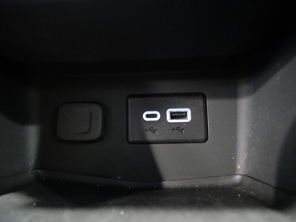 Used 2023 GMC Acadia SLE w/ Driver Convenience Package AWD/4WD image 23