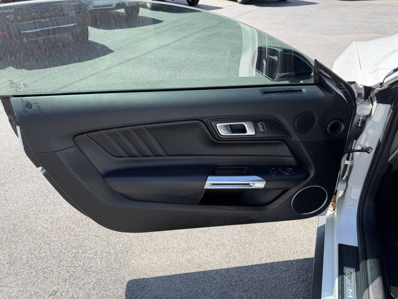 Used 2021 Ford Mustang GT Premium w/ Black Accent Package RWD image 12