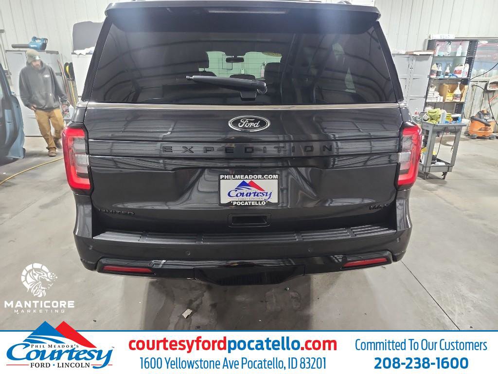 Used 2022 Ford Expedition Max Limited image 1