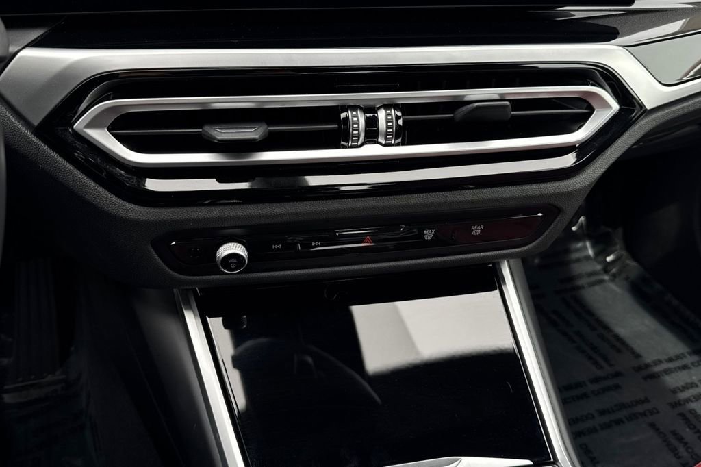 Used 2023 BMW i4 eDrive35 image 23