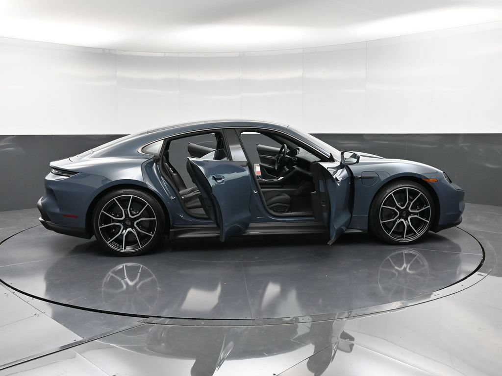 New 2026 Porsche Taycan Turbo S AWD/4WD image 38