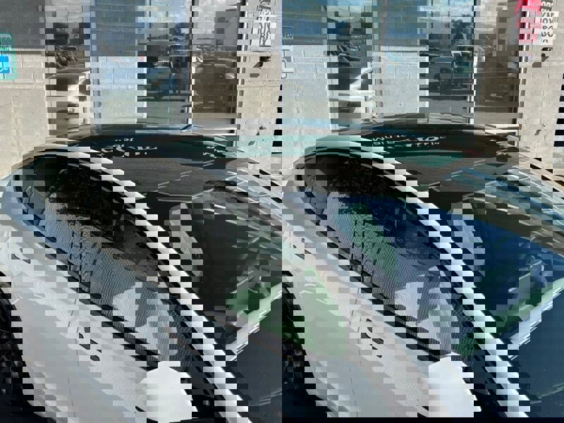 Used 2023 Tesla Model 3 Performance image 9