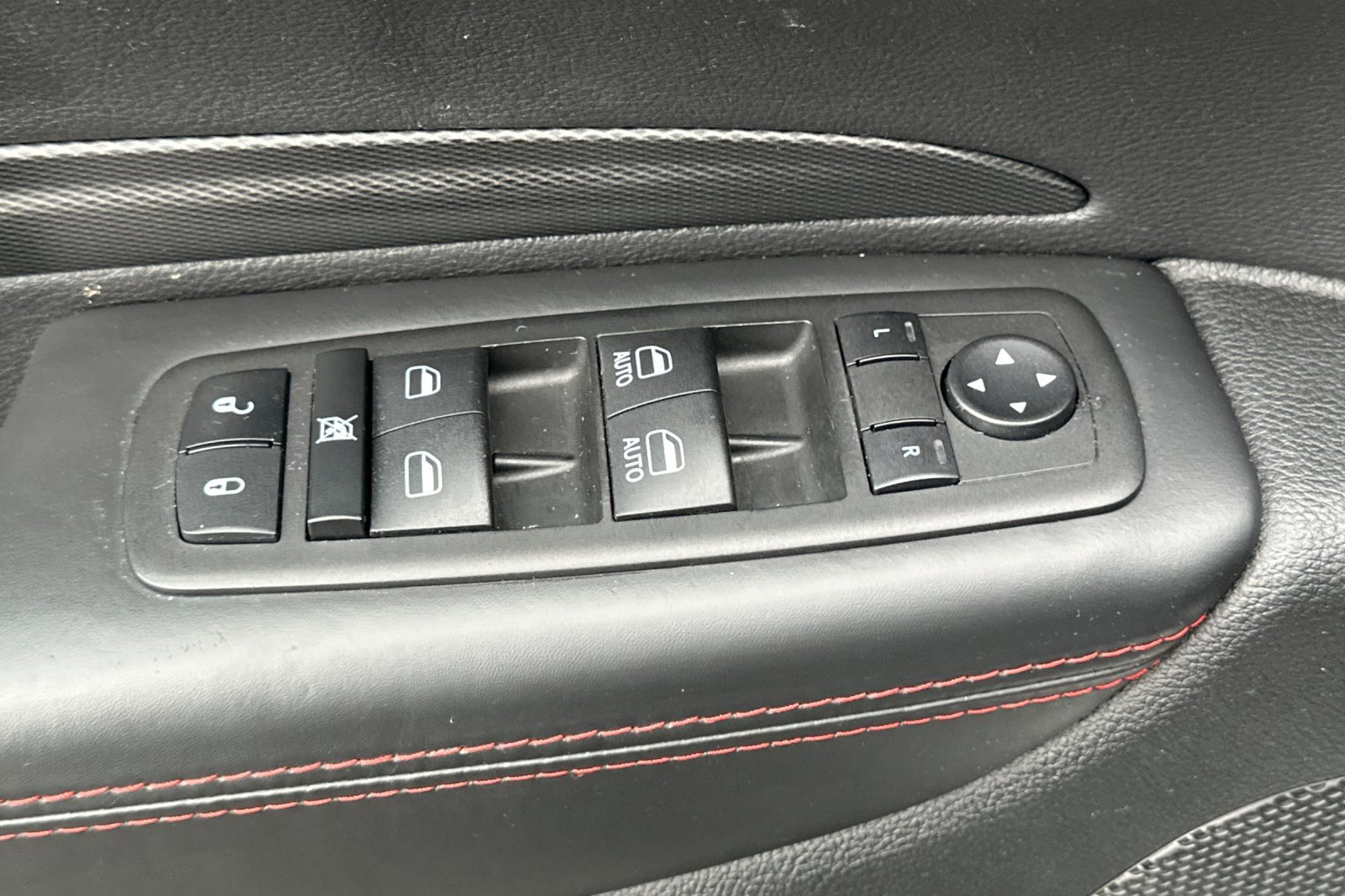 Used 2023 Dodge Durango GT image 12