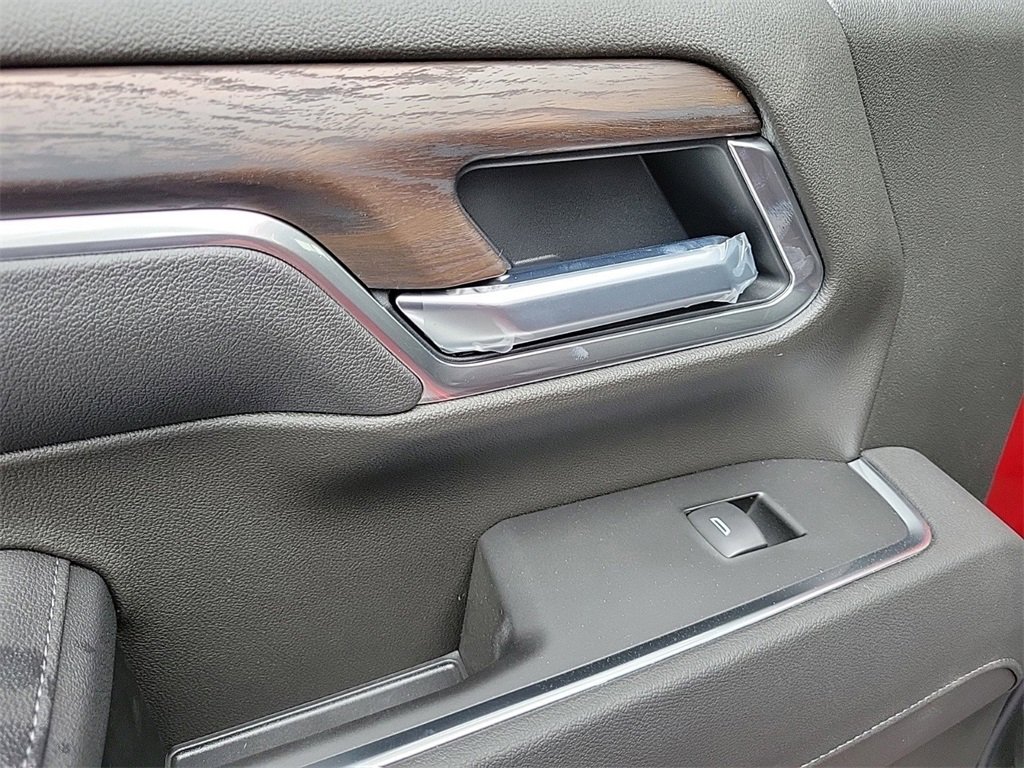 New 2026 GMC Sierra 2500 SLT w/ SLT Premium Package image 14