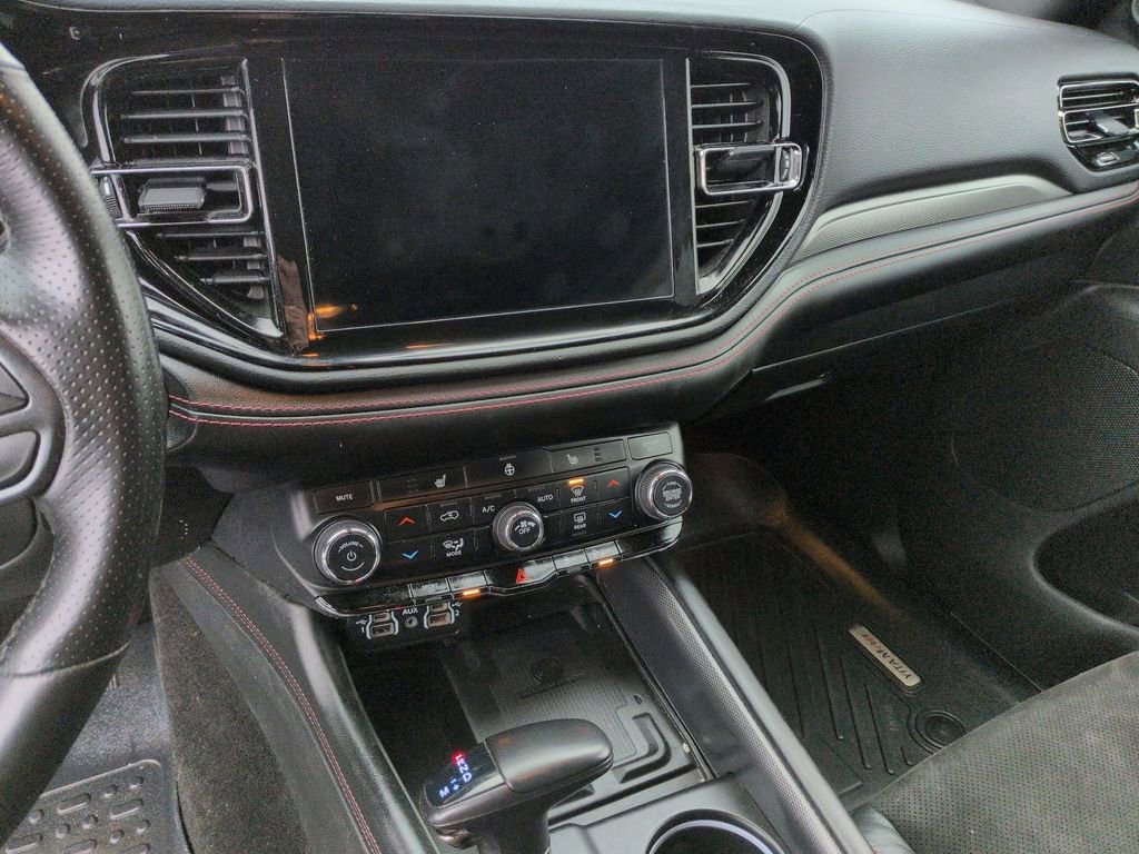 Used 2022 Dodge Durango R/T w/ Blacktop Package image 22