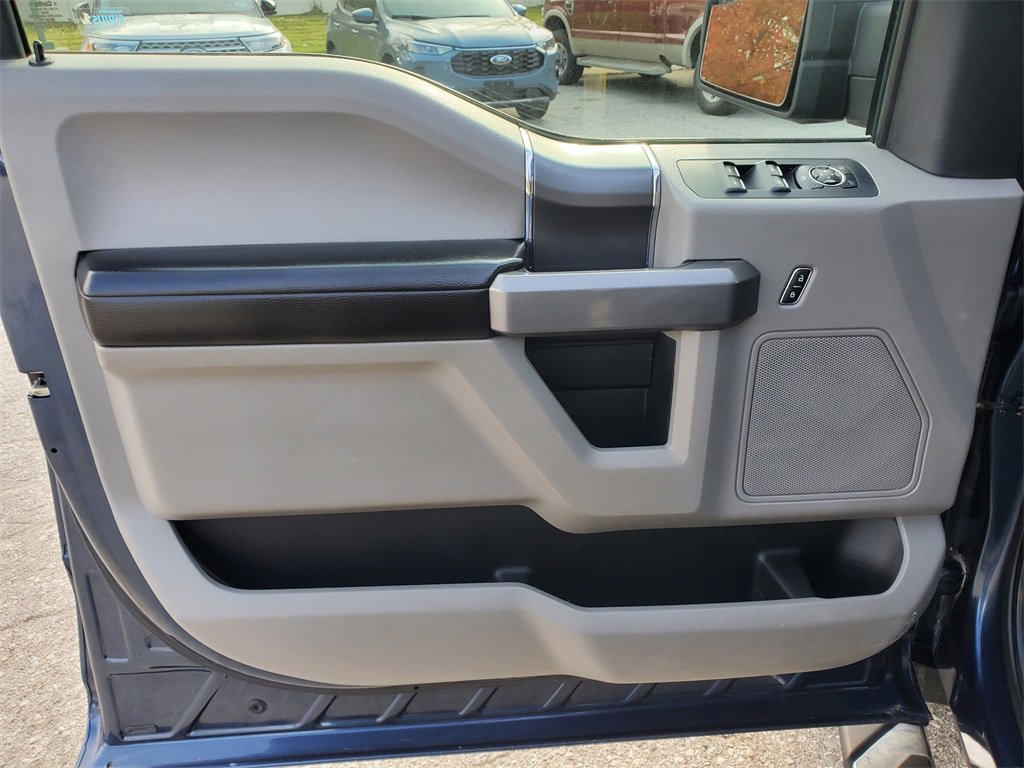 Used 2015 Ford F150 XLT w/ Equipment Group 301A Mid image 9