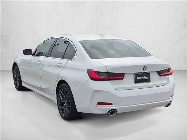 Used 2025 BMW 330i Sedan w/ M Sport Package RWD image 5