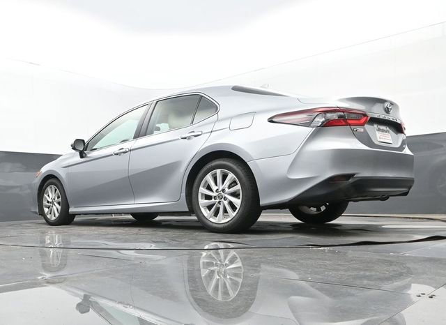 Used 2023 Toyota Camry LE FWD image 10