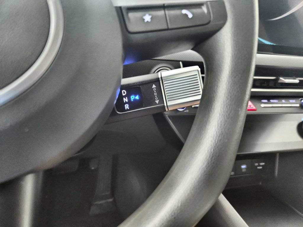 Used 2025 Hyundai Sonata SEL FWD image 28