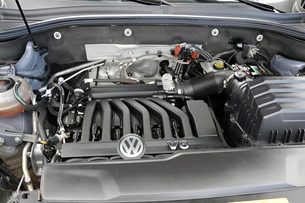 Used 2021 Volkswagen Atlas Cross Sport SEL FWD image 10