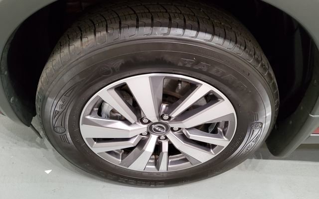 Used 2023 Nissan Pathfinder SL image 37