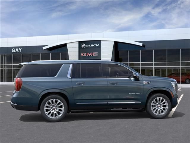 New 2026 GMC Yukon XL Denali w/ Denali Reserve Package AWD/4WD image 5