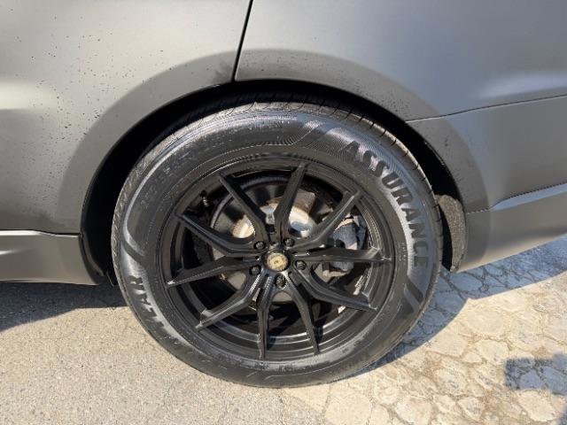 Used 2017 Land Rover Range Rover Sport SE AWD/4WD image 12