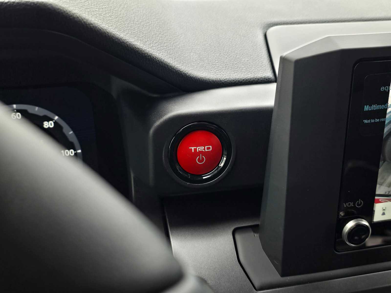 Certified 2025 Toyota 4Runner TRD Off-Road image 29