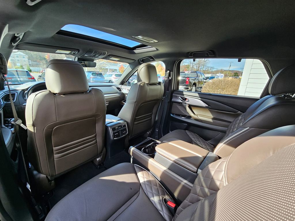 Used 2021 MAZDA CX-9 Signature image 16