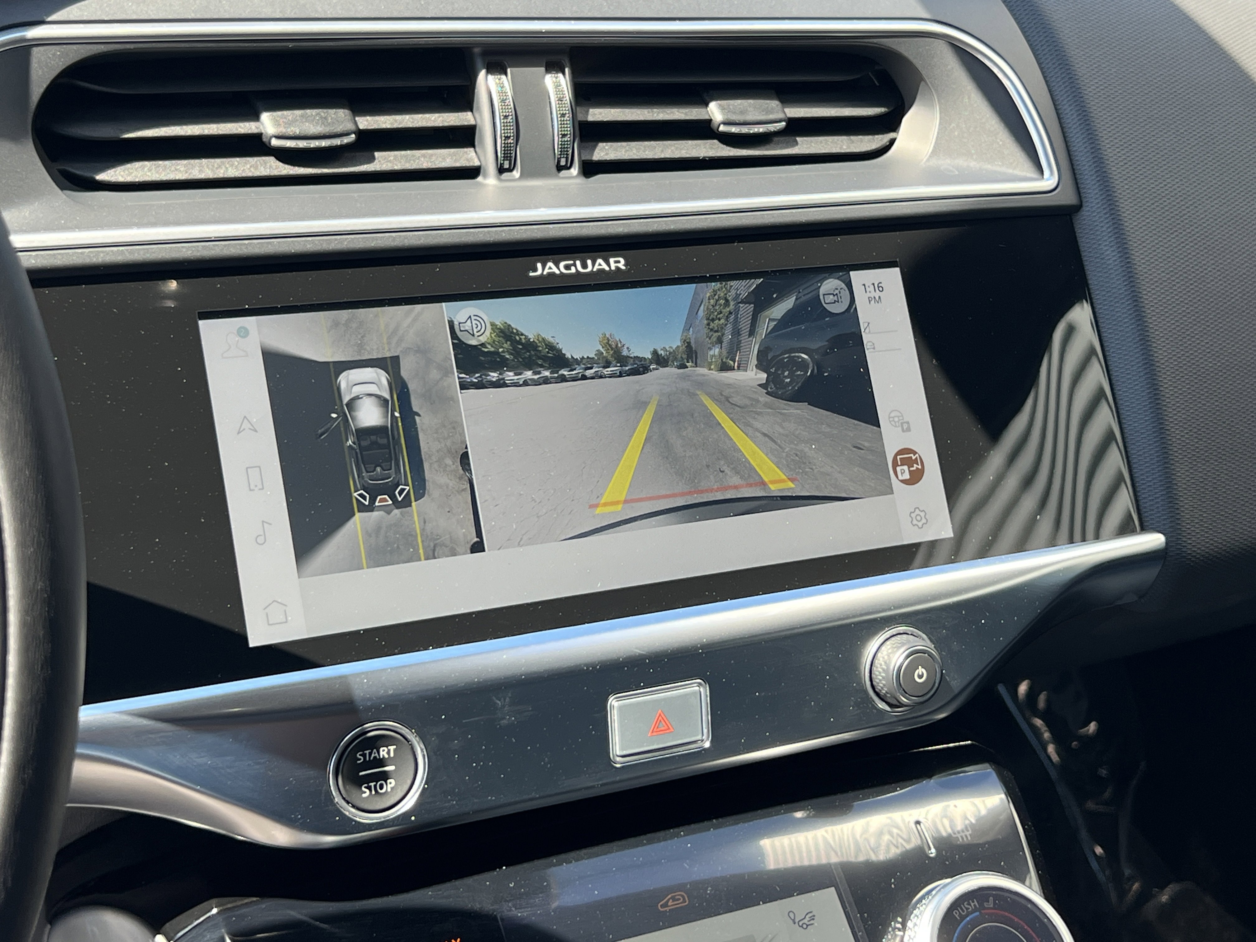 Certified 2024 Jaguar I-PACE R-Dynamic HSE image 27