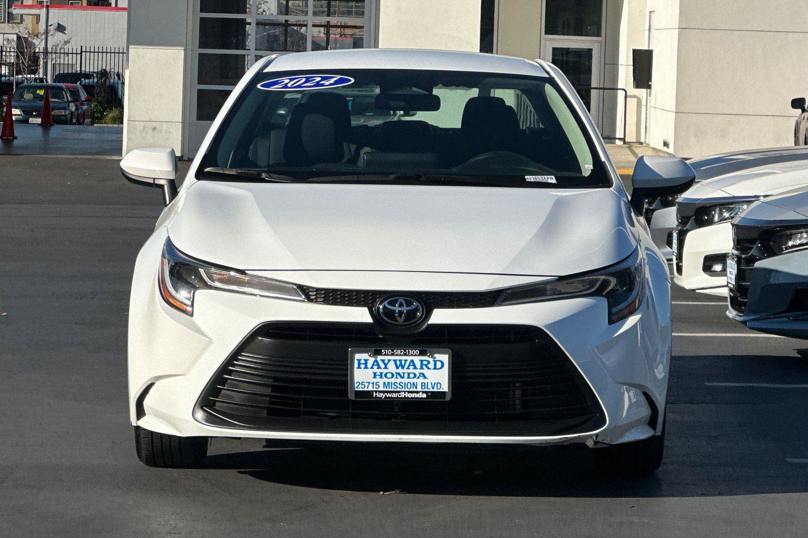 Used 2024 Toyota Corolla LE image 8