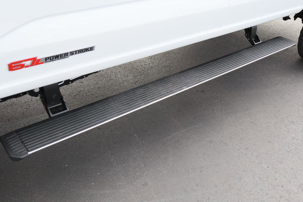 Used 2024 Ford F250 Platinum image 11