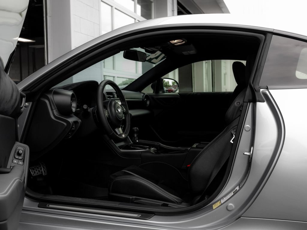 Used 2024 Toyota GR86 Premium RWD image 25