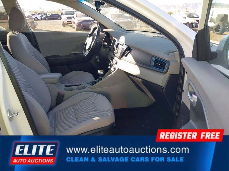 Used 2019 Kia Niro LX image 10