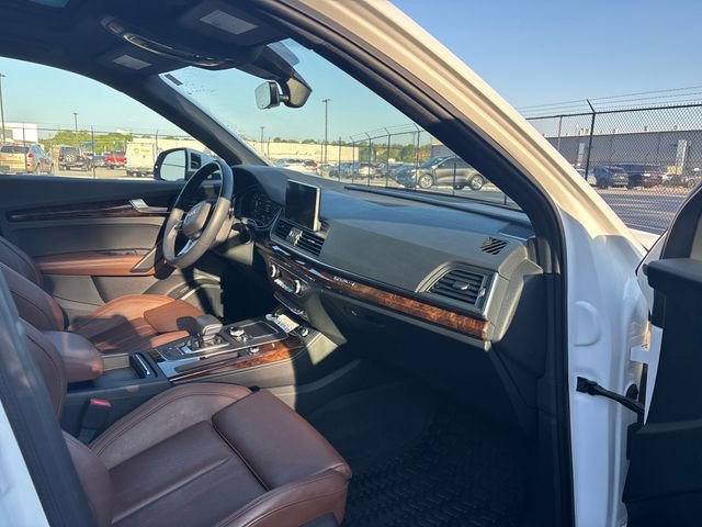 Used 2018 Audi Q5 Prestige w/ Prestige Package image 9