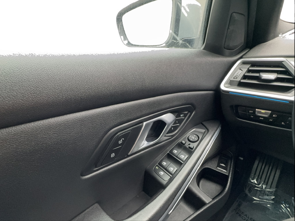 Used 2024 BMW 330i Sedan RWD image 52