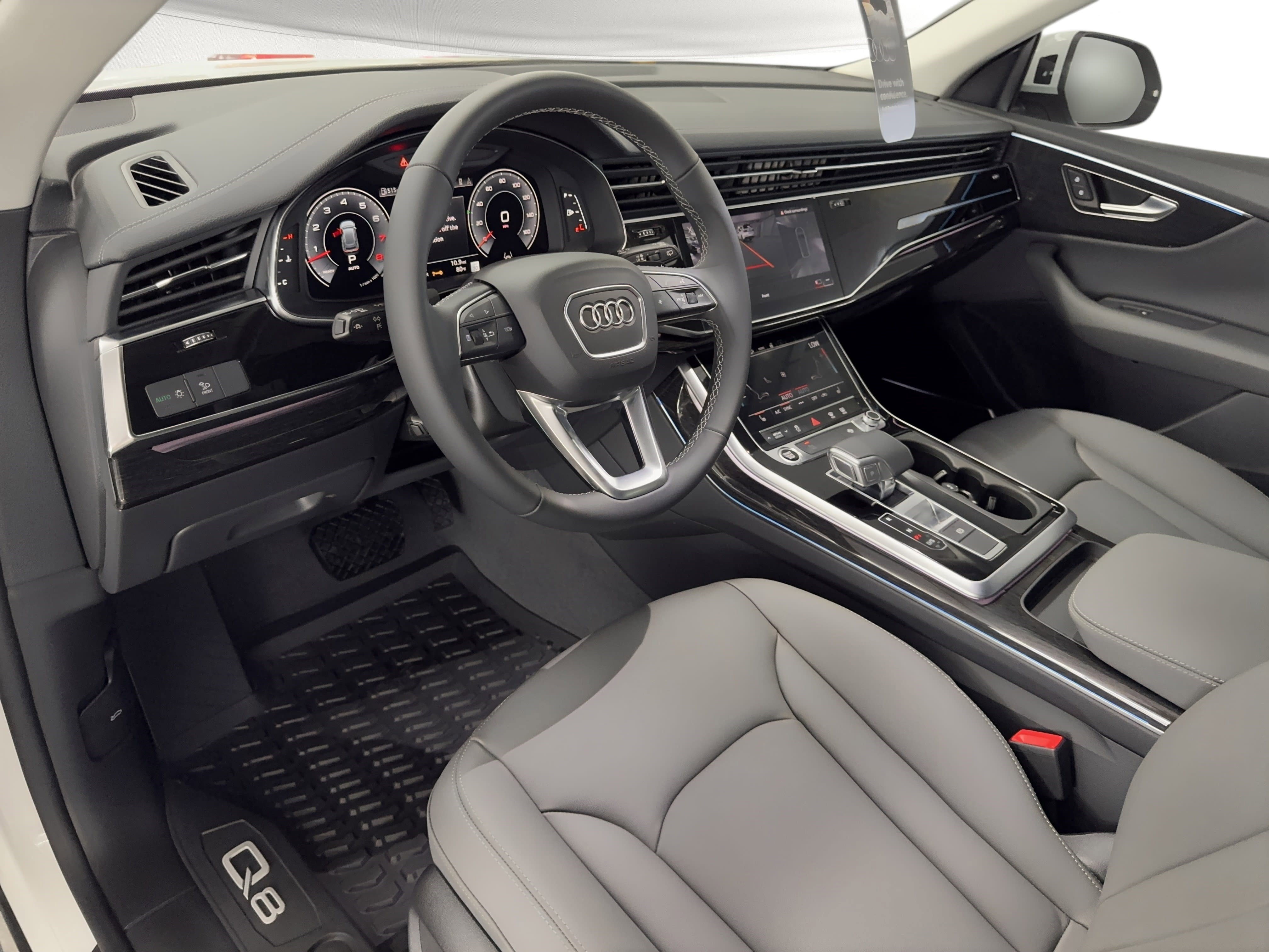 New 2026 Audi Q8 Premium image 4