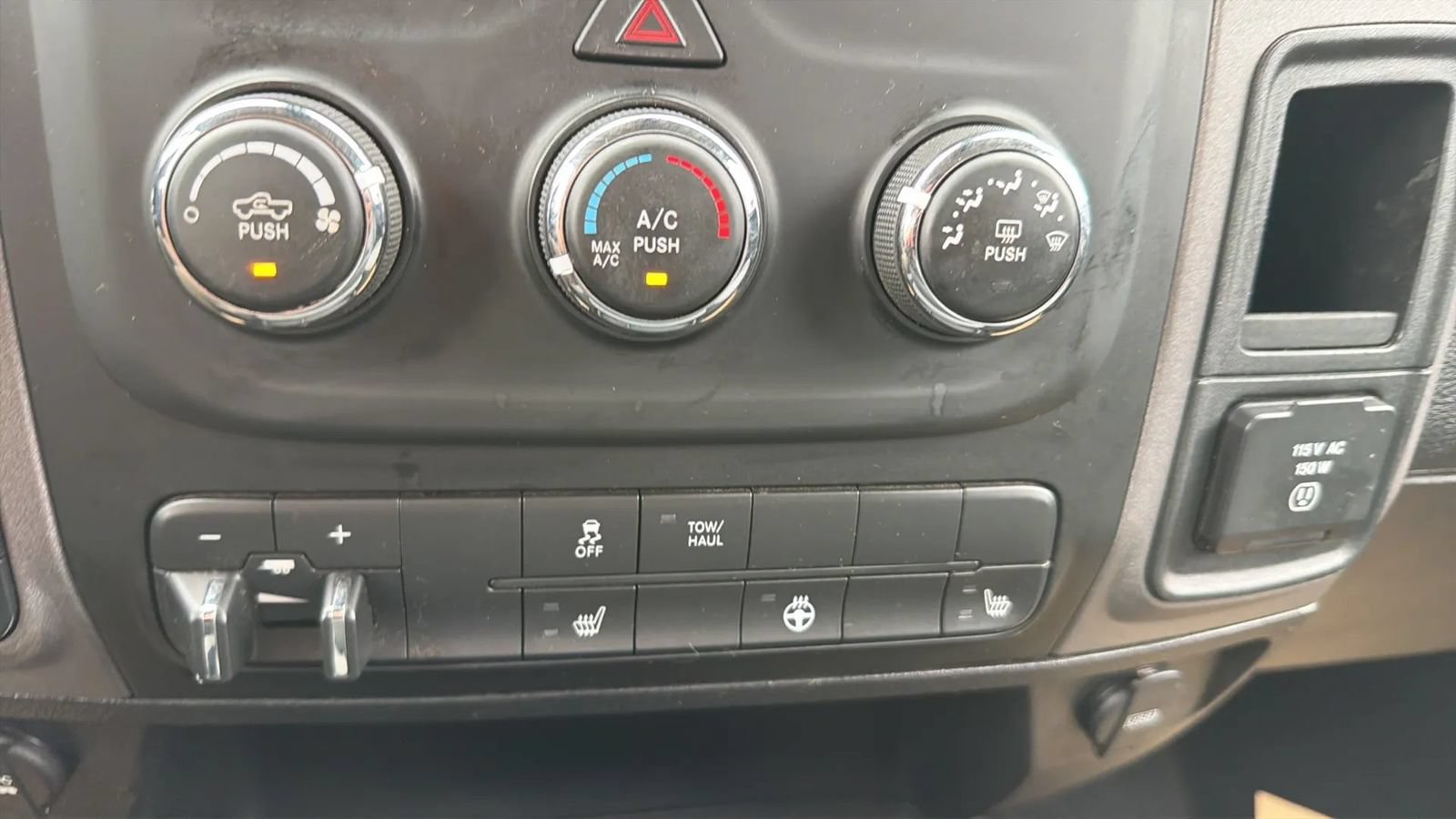 Used 2021 RAM 1500 Tradesman w/ Tradesman SXT Package AWD/4WD image 30