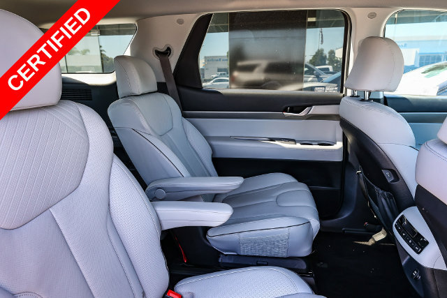 Certified 2025 Hyundai Palisade SEL FWD image 19
