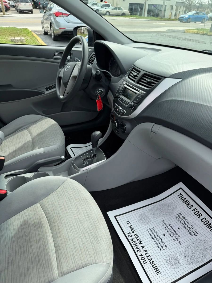 Used 2017 Hyundai Accent SE image 17