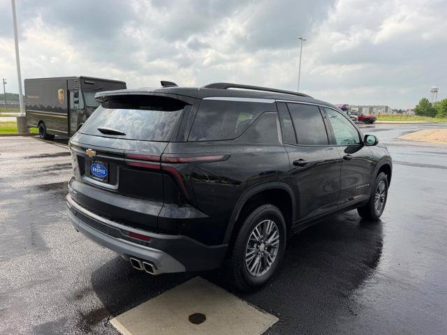 Used 2026 Chevrolet Traverse LT AWD/4WD image 5