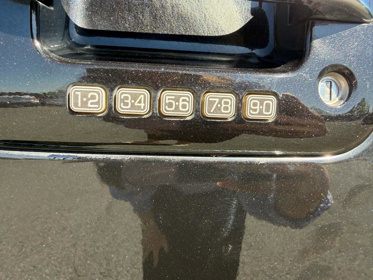 Used 2013 Ford F150 King Ranch w/ King Ranch Luxury Pkg AWD/4WD image 42