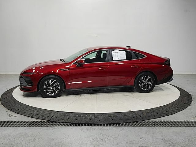 Used 2026 Hyundai Sonata Blue FWD image 4