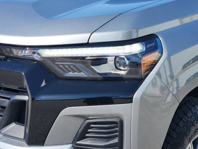 Used 2024 Chevrolet Colorado Z71 w/ Z71 Convenience Package 2 AWD/4WD image 7