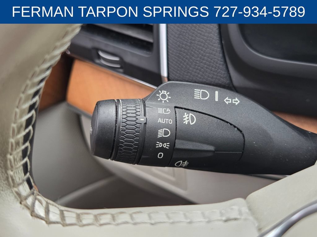 Used 2021 Volvo XC90 T5 Momentum w/ Protection Package Premier FWD image 33