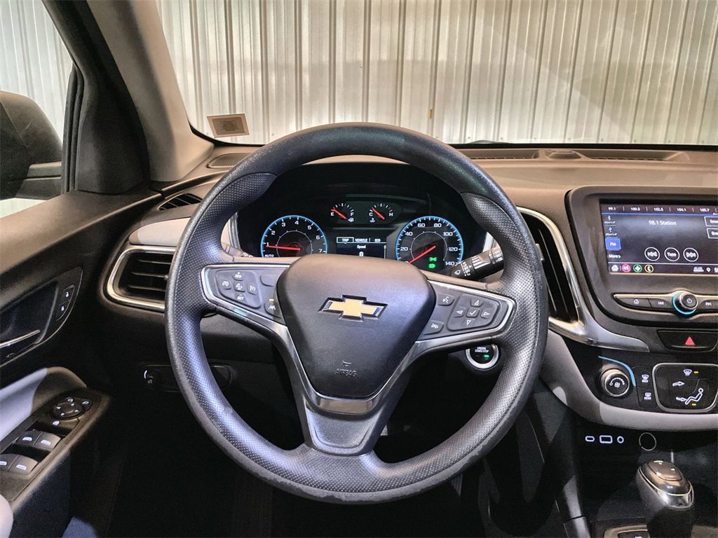 Used 2020 Chevrolet Equinox LS w/ LS Convenience Package image 11
