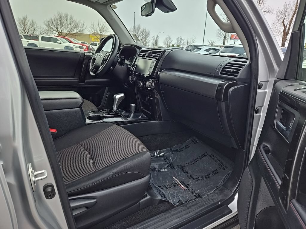 Used 2023 Toyota 4Runner TRD Off-Road AWD/4WD image 29
