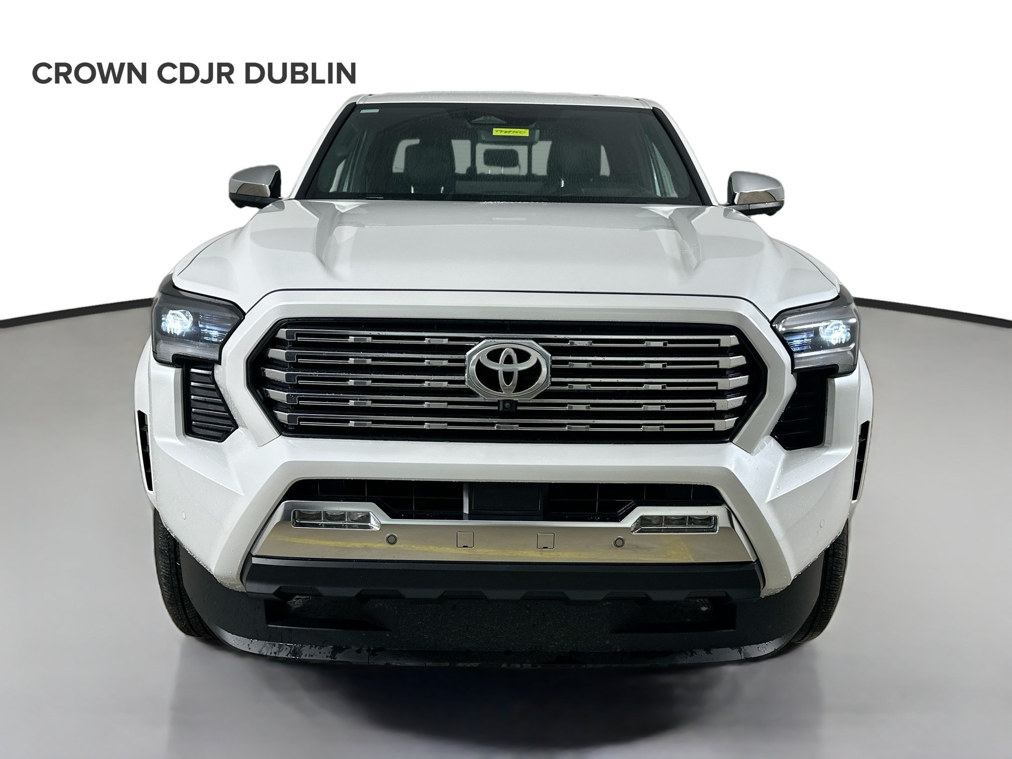 Used 2026 Toyota Tacoma Limited AWD/4WD image 2