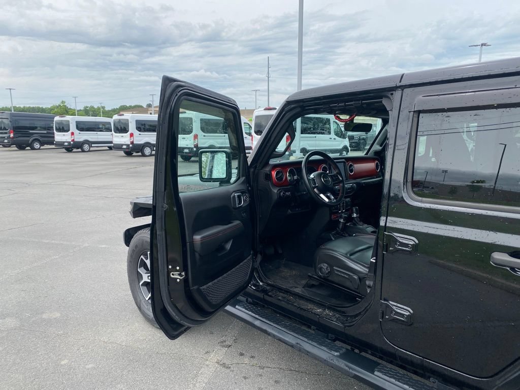 Used 2022 Jeep Wrangler Unlimited Rubicon w/ LED Lighting Group AWD/4WD image 10