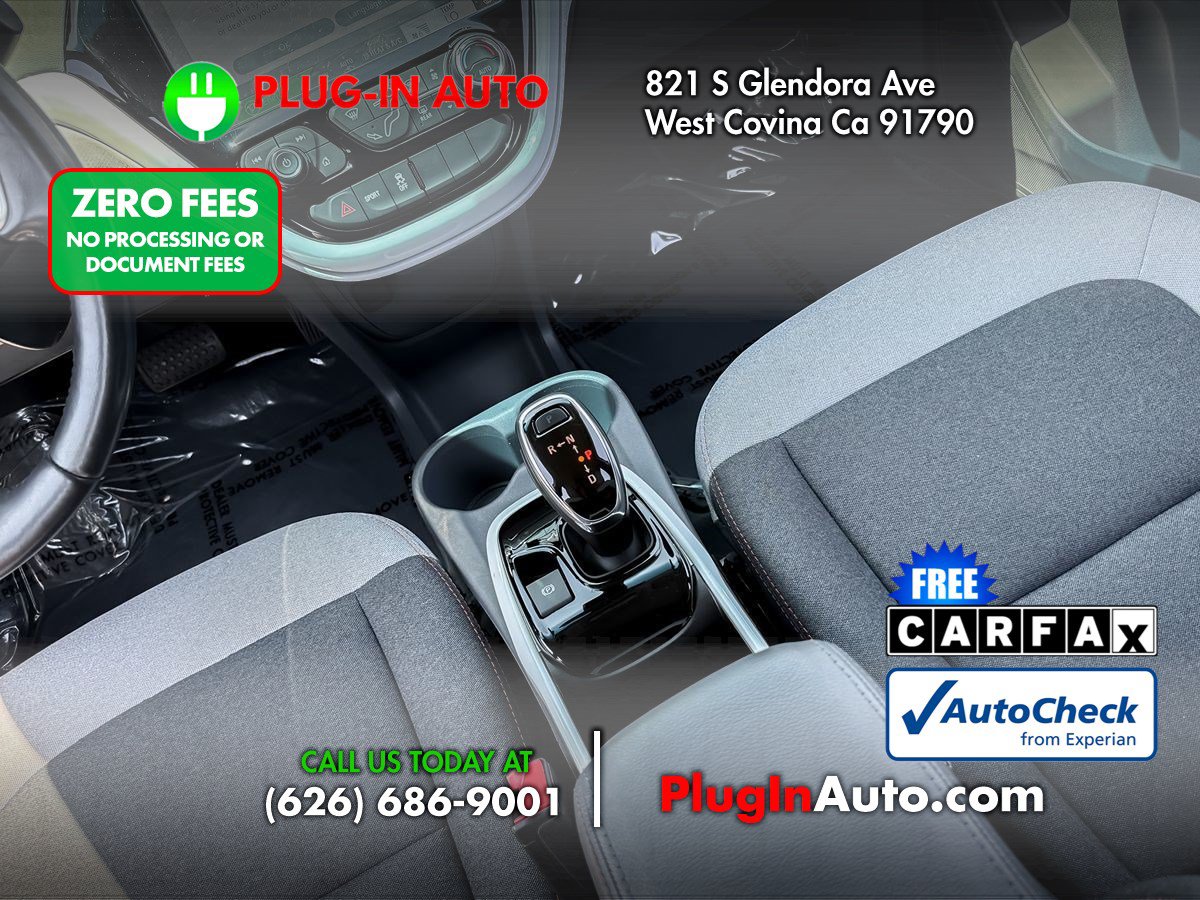 Used 2018 Chevrolet Bolt LT FWD image 16