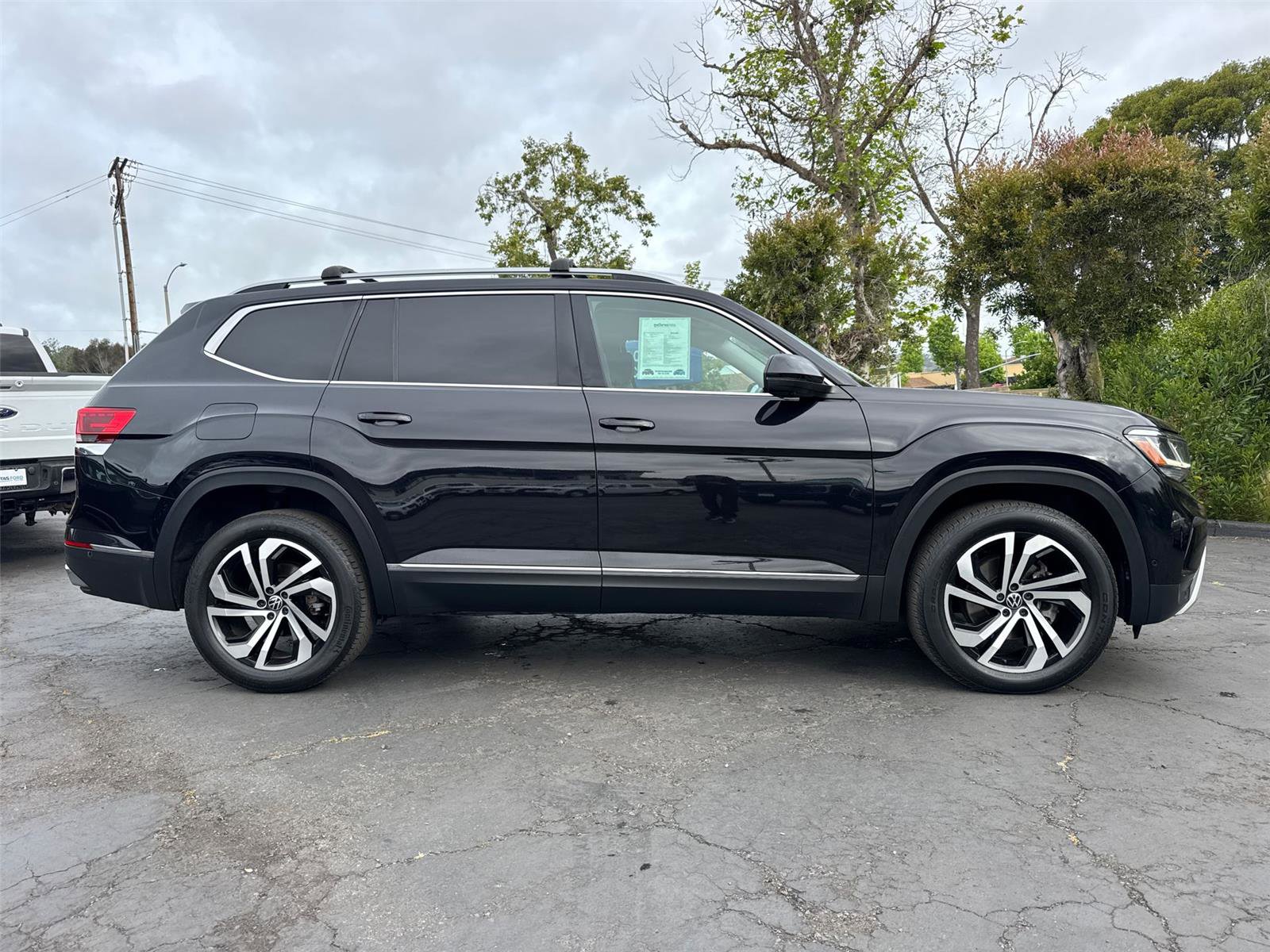 Used 2021 Volkswagen Atlas SEL Premium AWD/4WD image 7