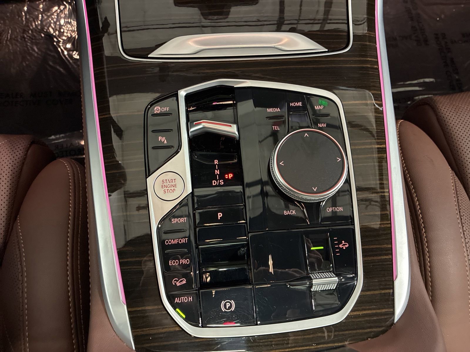 Used 2023 BMW X7 xDrive40i w/ M Sport Package image 26