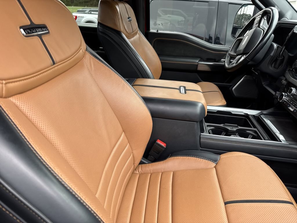 Used 2024 Ford F250 Platinum image 15