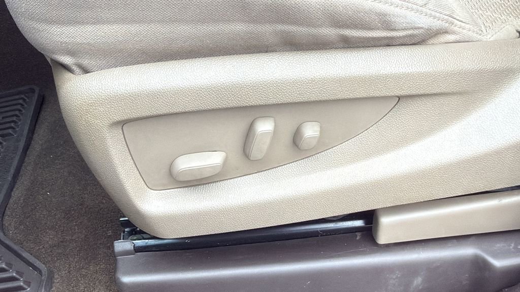 Used 2015 GMC Sierra 1500 SLE w/ SLE Value Package image 20