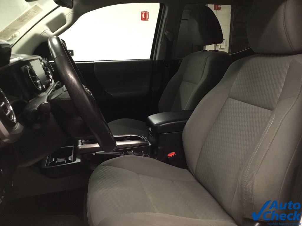 Used 2021 Toyota Tacoma SR5 image 30