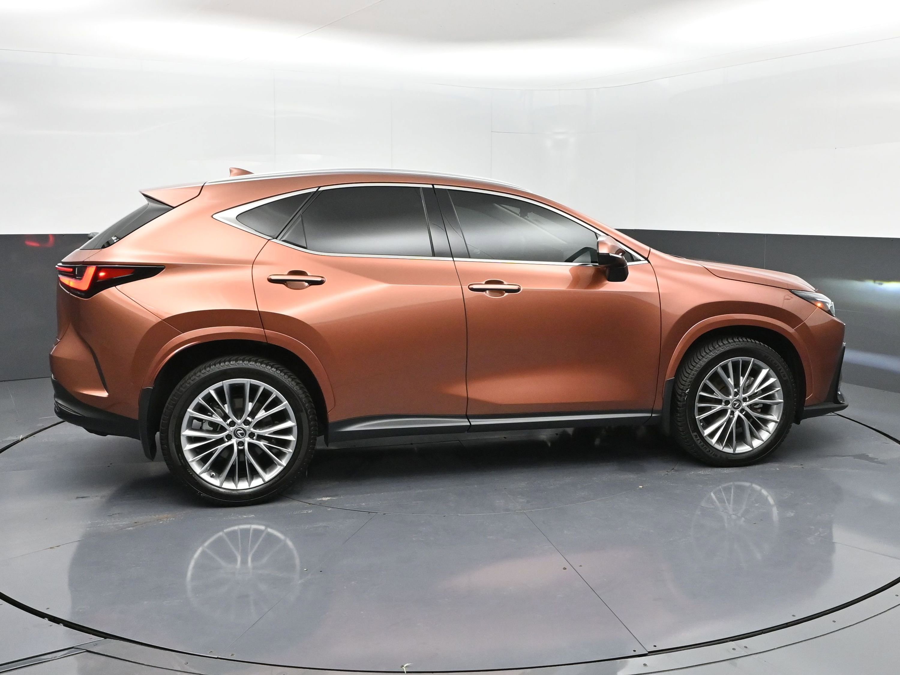 Used 2025 Lexus NX 350h AWD w/ Cold Area Package image 30