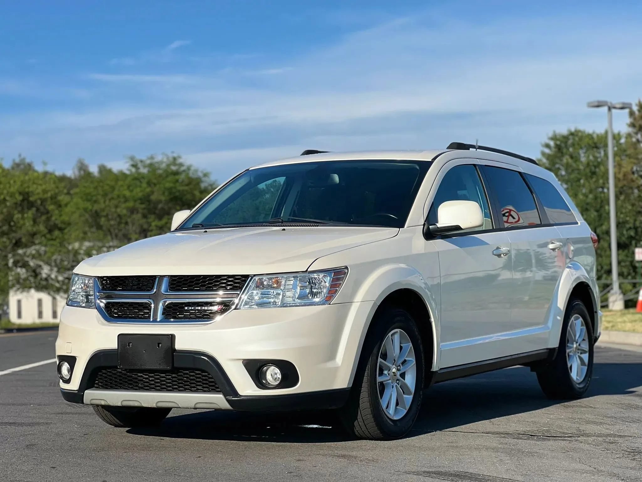 Used 2019 Dodge Journey SE w/ Premium Group